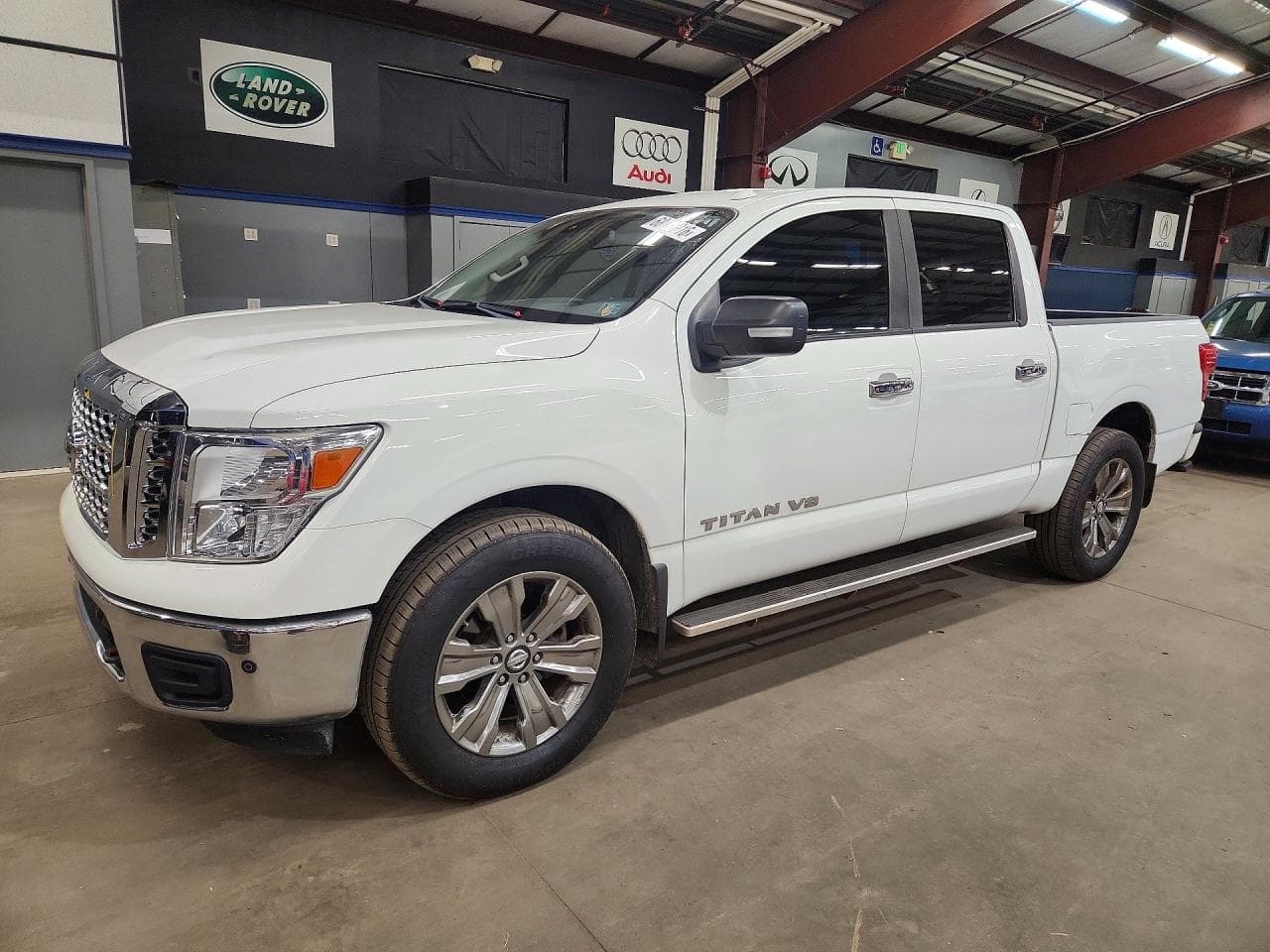 2018 Nissan Titan Sv