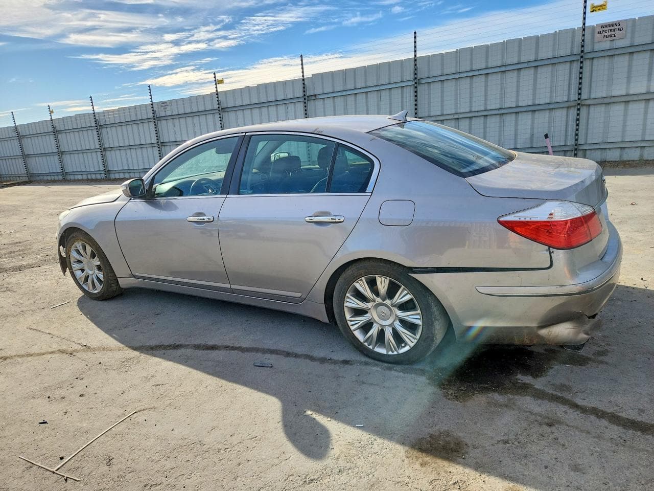 2011 Hyundai Genesis 3.8L - foto 2