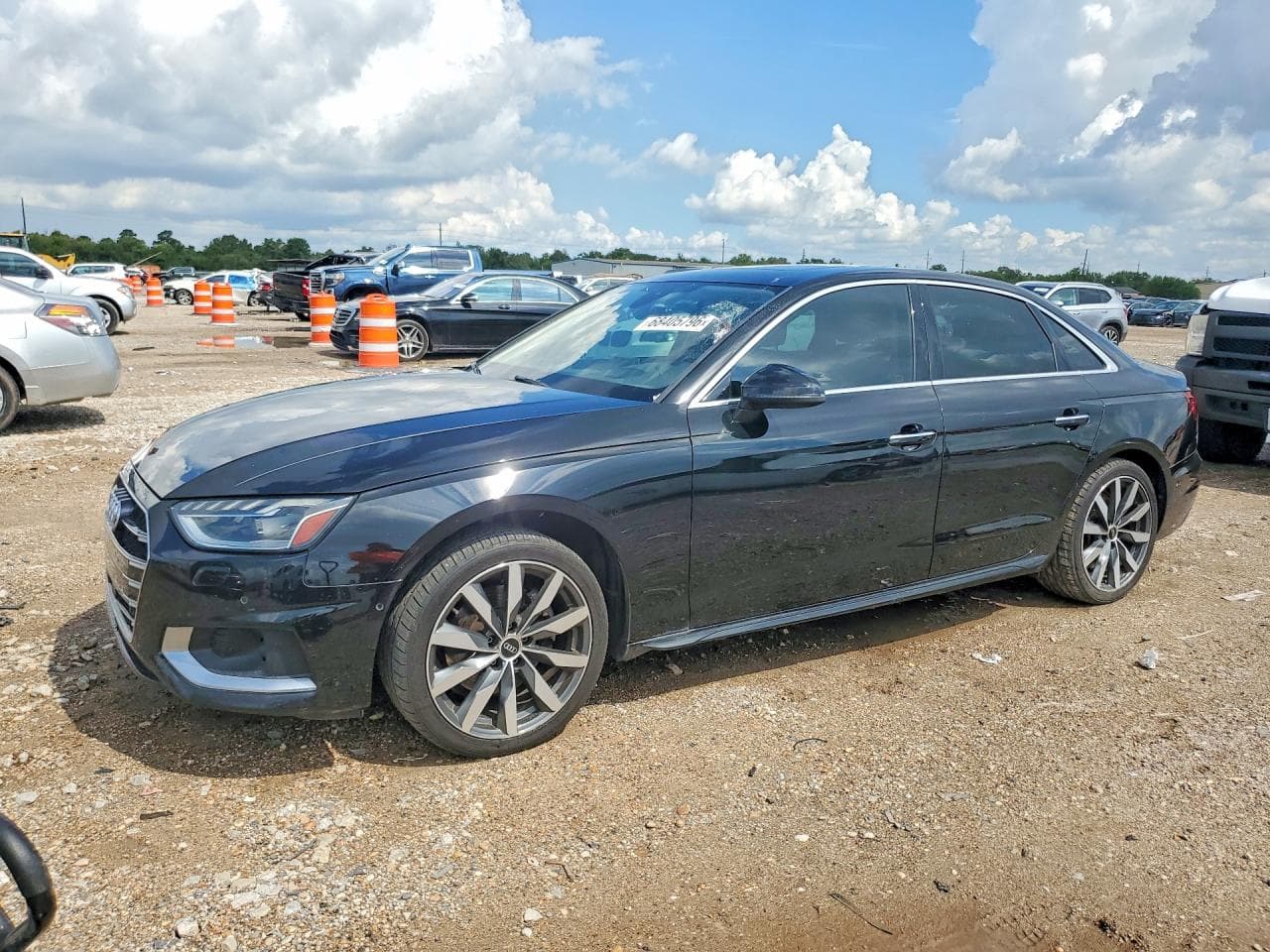 Audi A4 2022 z USA