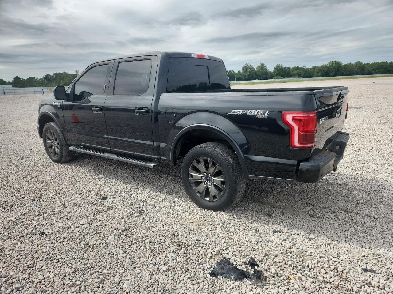 2015 Ford F150Lariat - foto 2