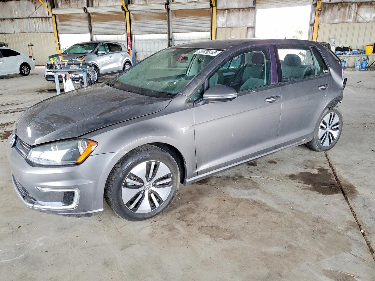 Volkswagen e Golf 2016 z USA
