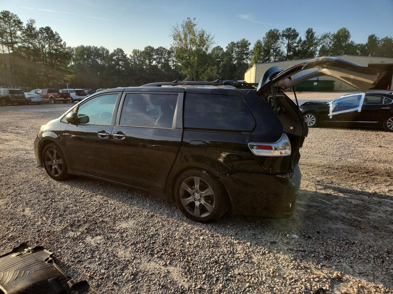 2015 Toyota Sienna Sport - foto 2