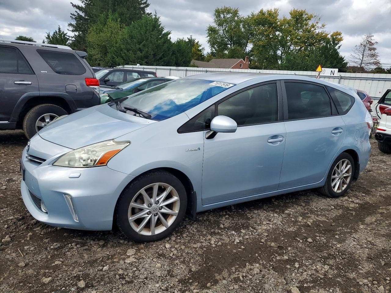 Toyota Prius v (+) 2014 z USA