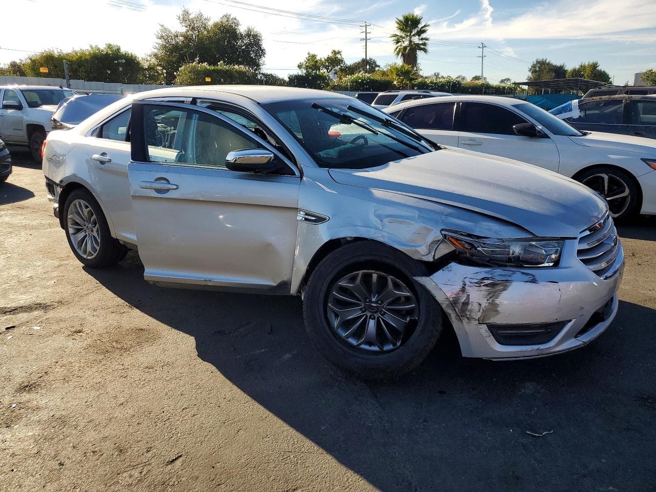 2014 Ford Taurus Limited - foto 4