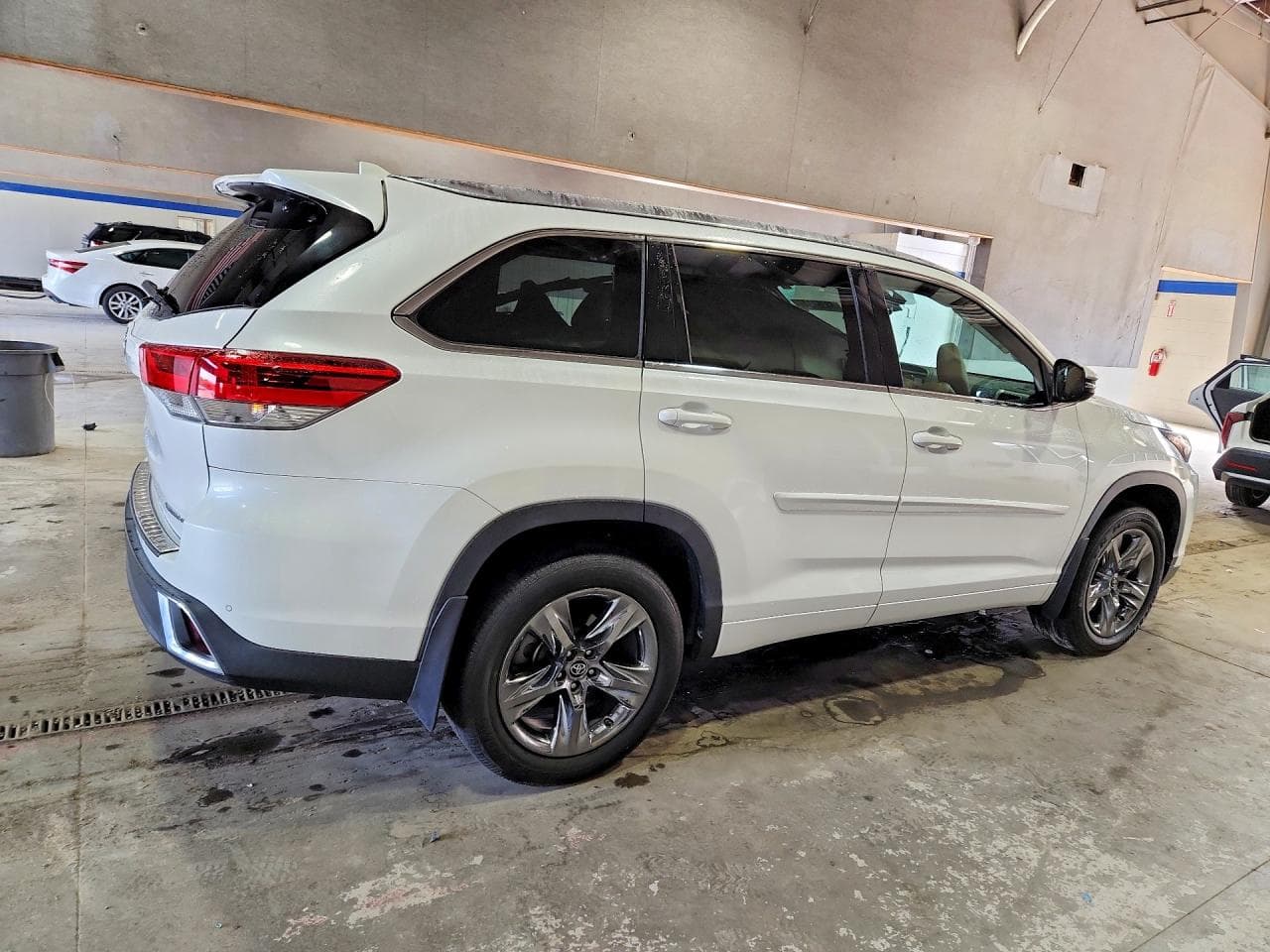 2019 Toyota Highlander Limited Platinum - foto 3
