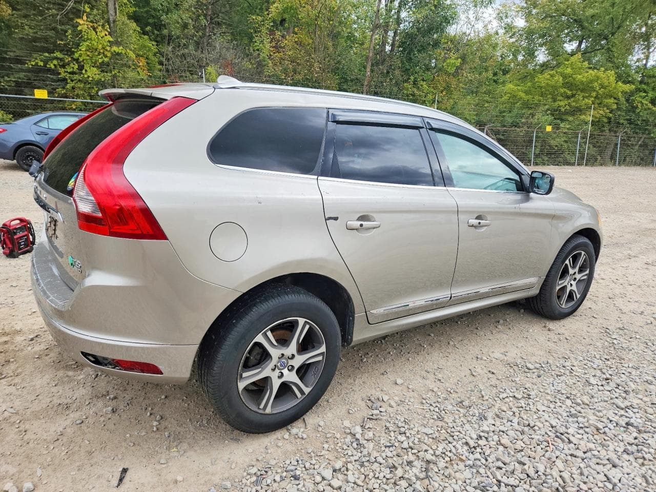 2015 Volvo Xc60 T6 Premier+ - foto 3