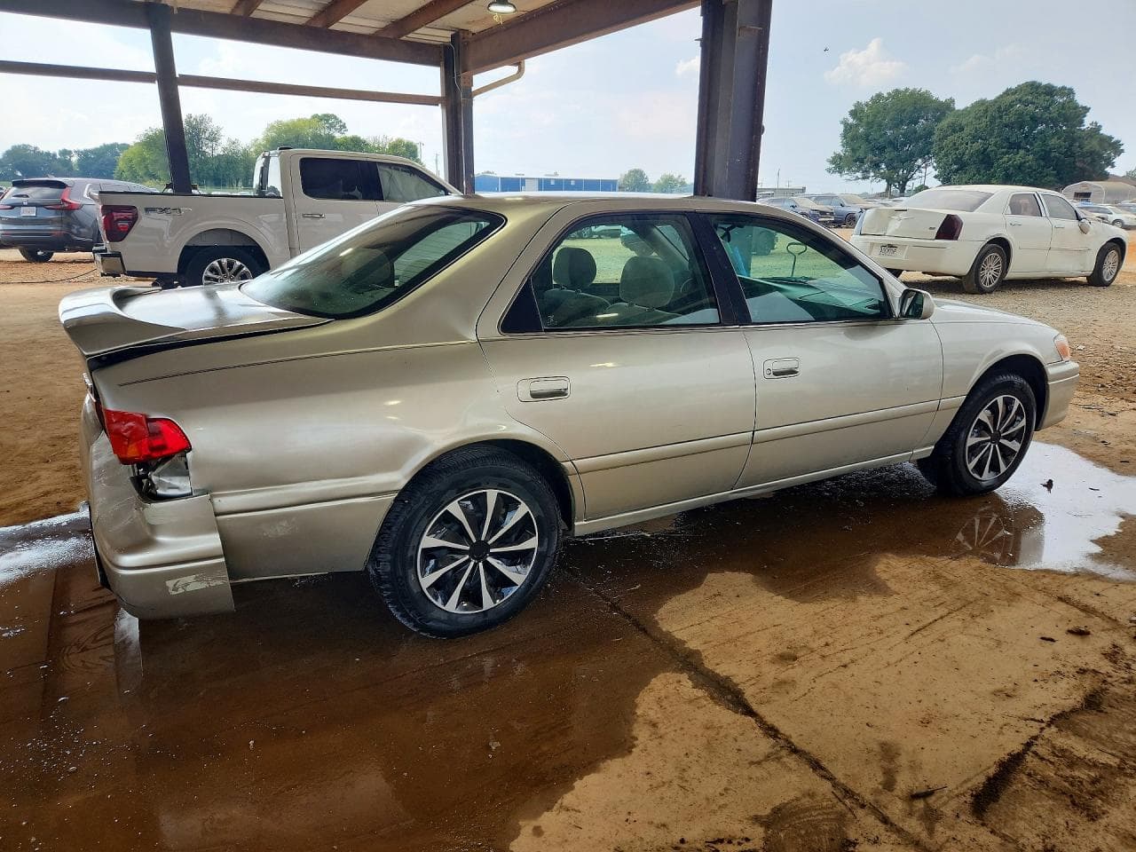 2001 Toyota Camry Le - foto 3