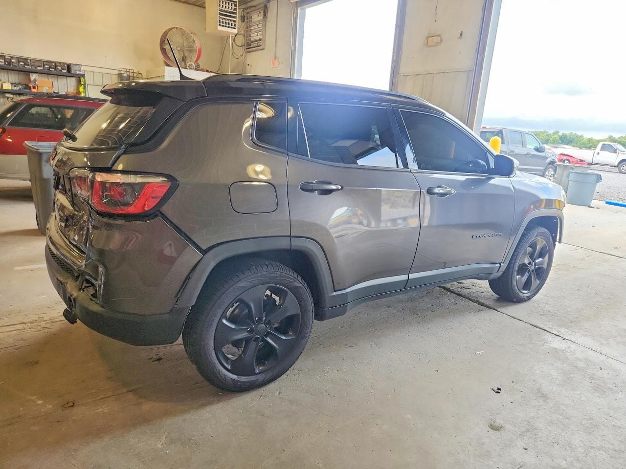 2018 Jeep Compass Latitude - foto 3
