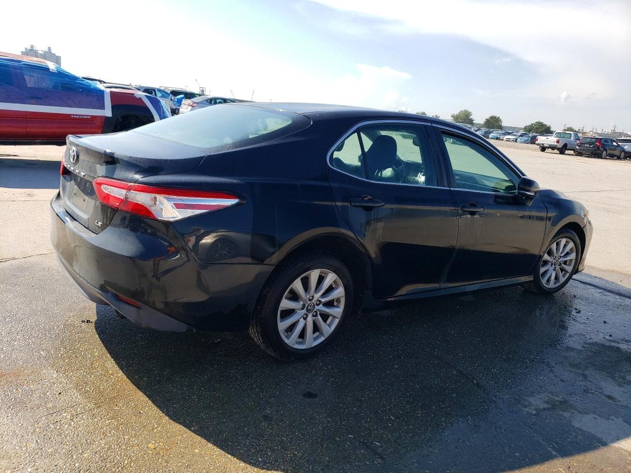 2018 Toyota Camry Le - foto 3
