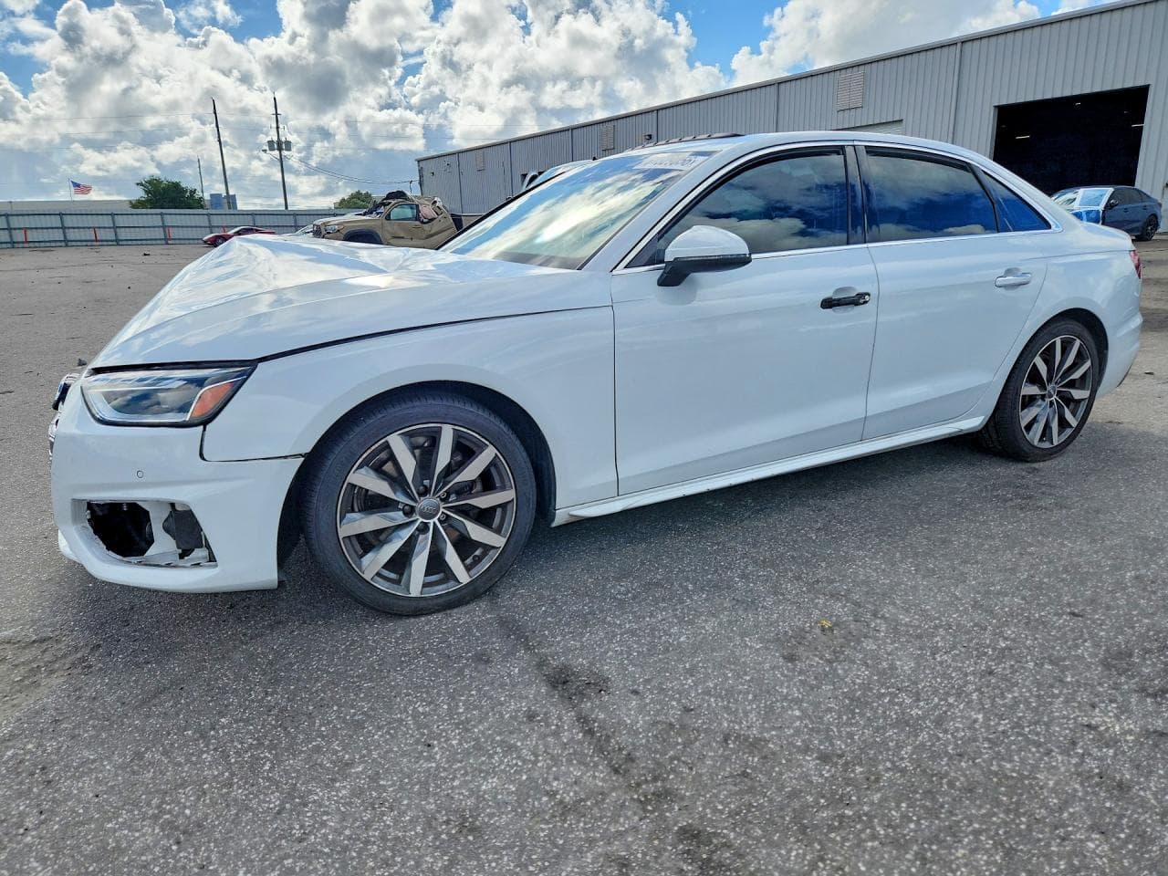 Audi A4 2020 z USA