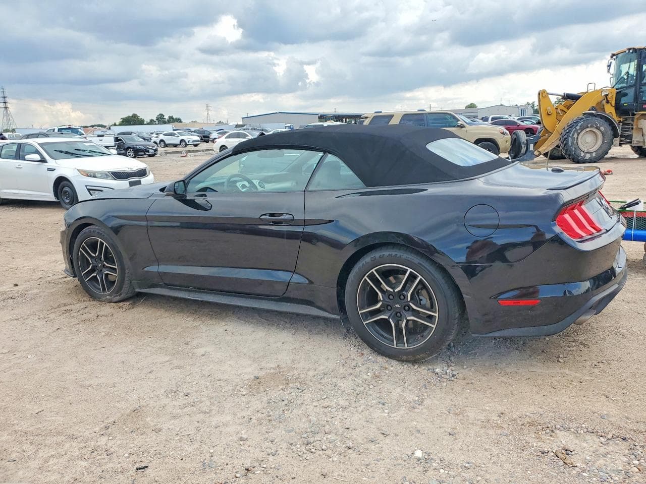 2020 Ford Mustang - foto 2