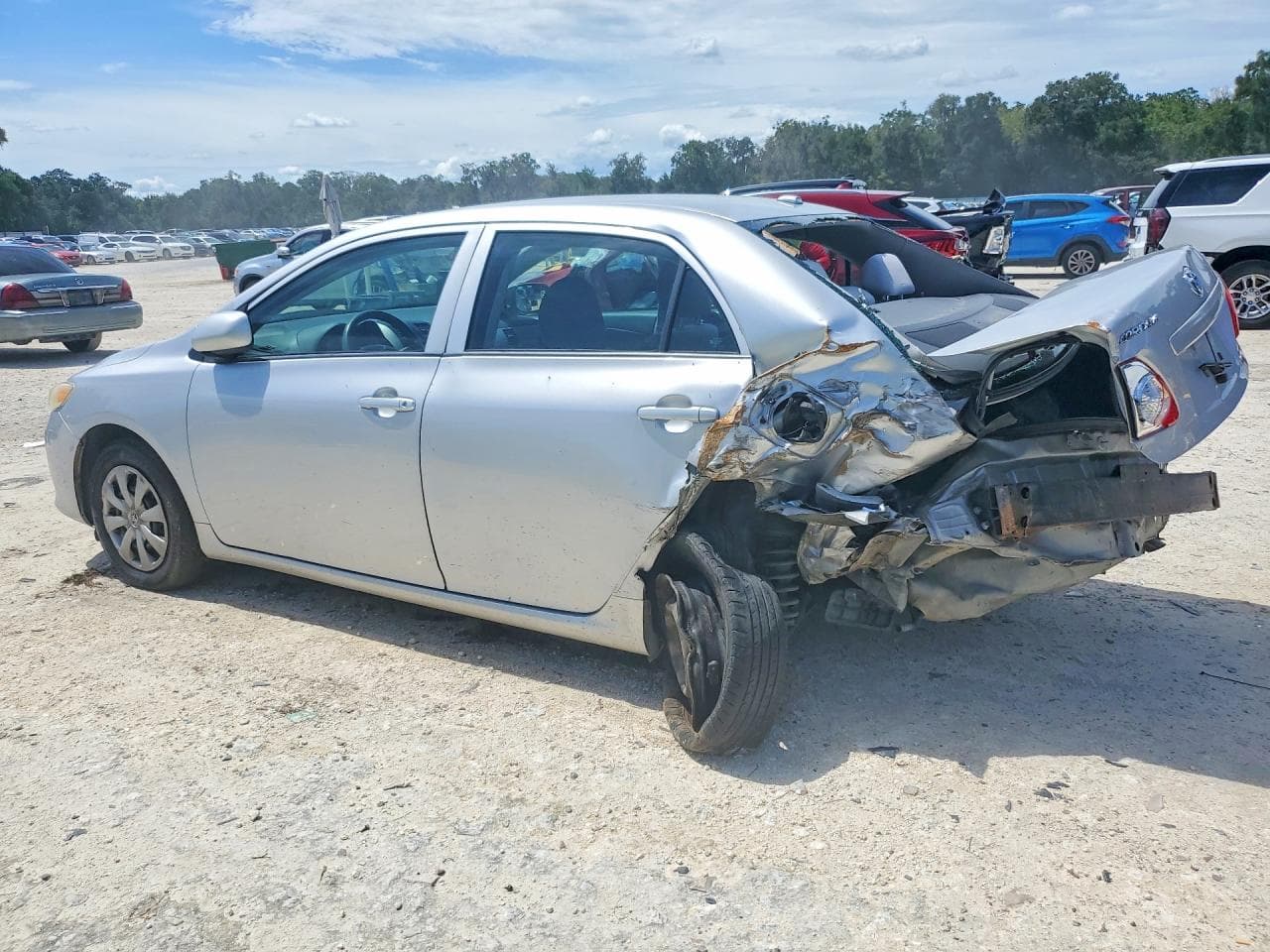 2009 Toyota Corolla Le - foto 2