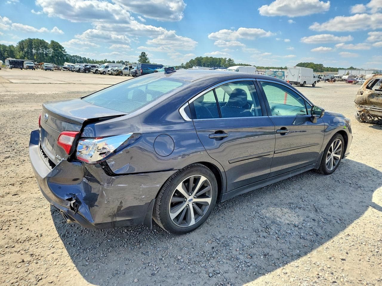2018 Subaru Legacy 3.6R Limited - foto 3