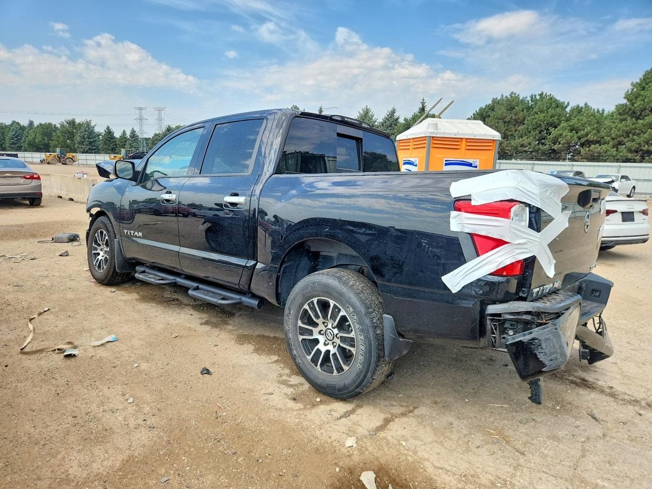2021 Nissan Titan Sv - foto 2