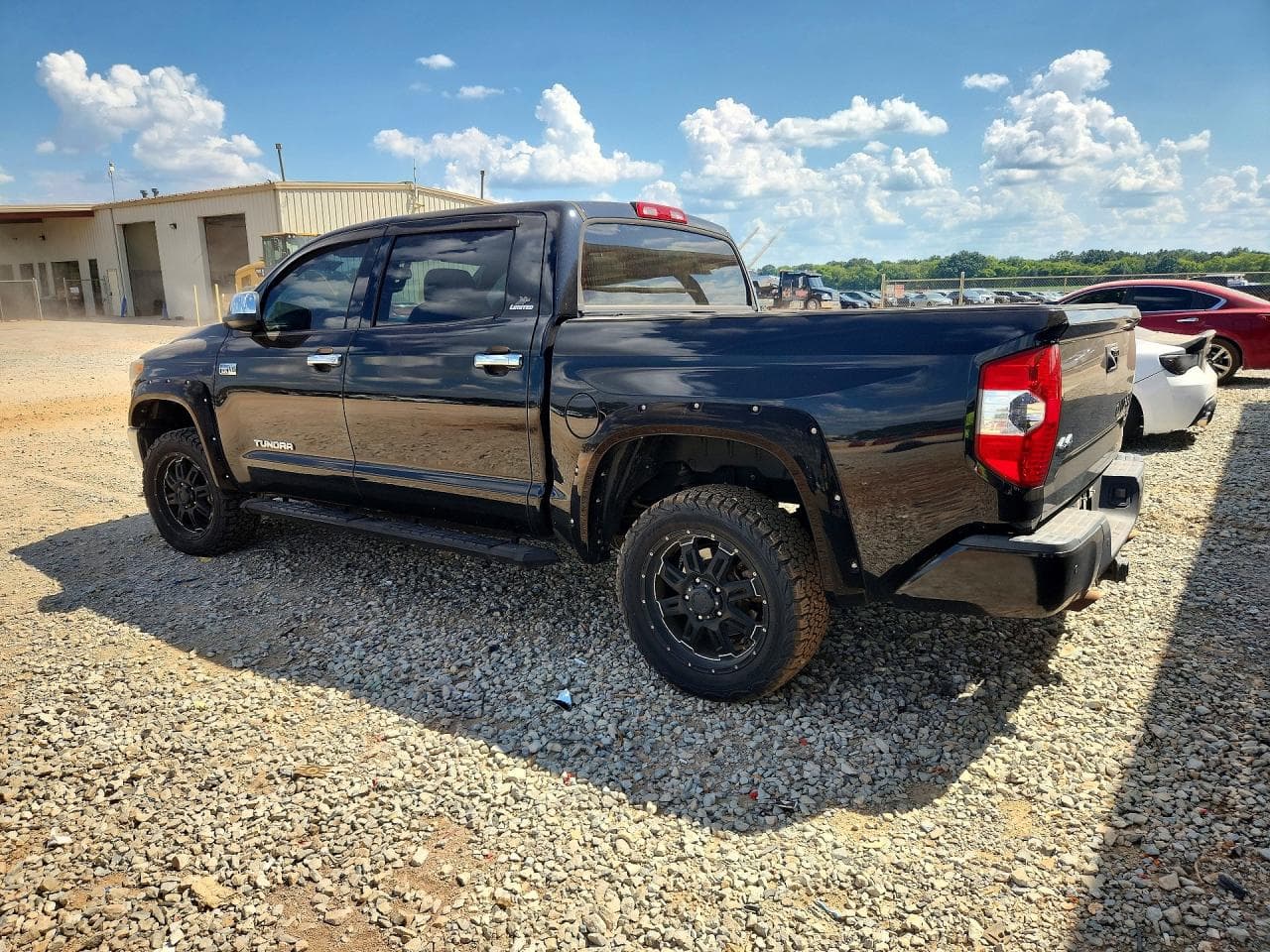 2014 Toyota Tundra Crewmax Limited - foto 2