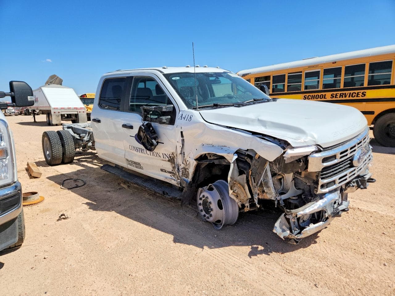 2025 Ford F550 Super Duty - foto 4