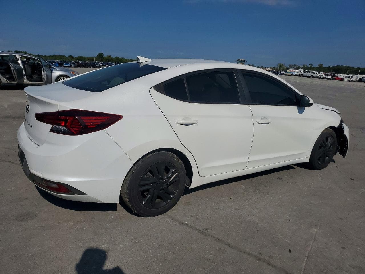 2019 Hyundai Elantra Sel - foto 3