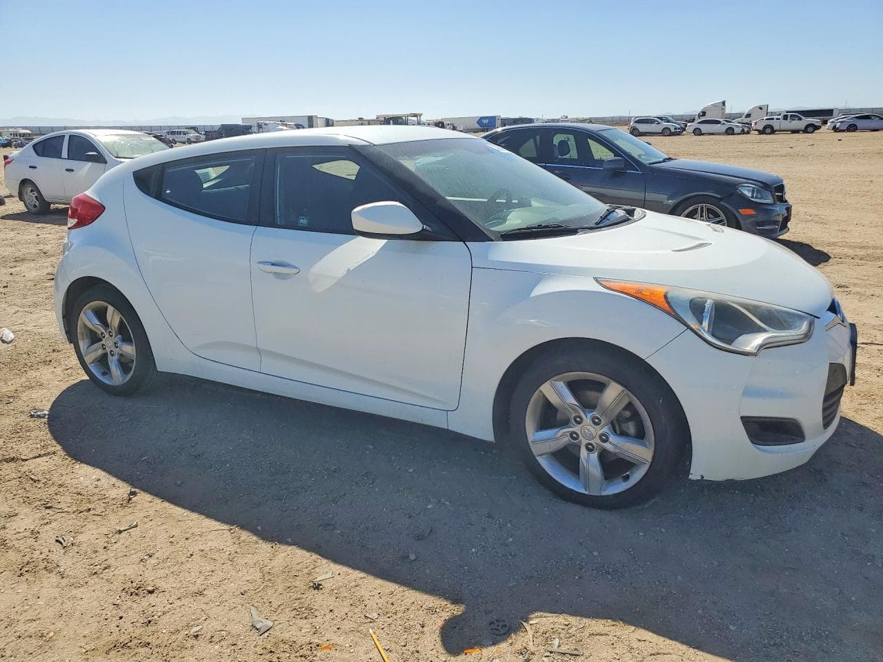 2015 Hyundai Veloster Base - foto 4