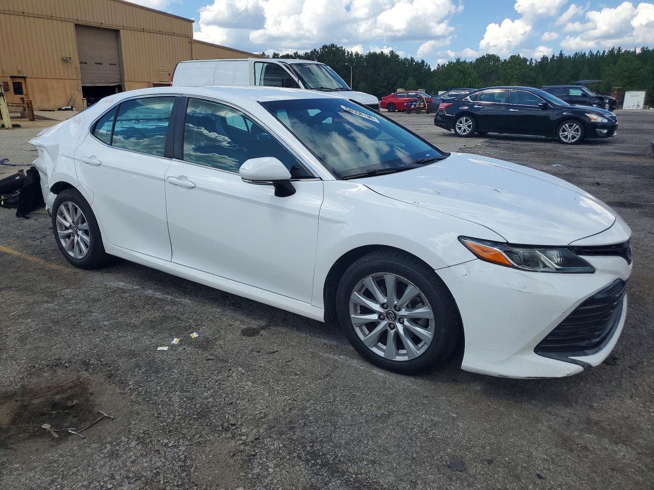 2018 Toyota Camry Le - foto 4
