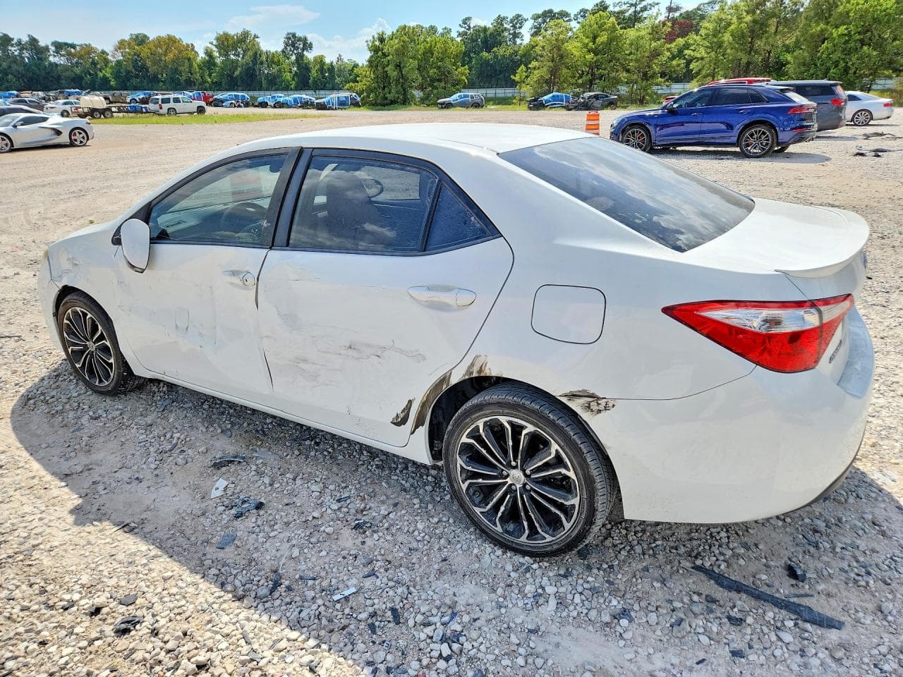 2015 Toyota Corolla S Plus - foto 2
