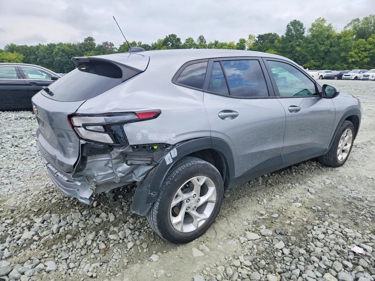 2025 Chevrolet Trax Ls - foto 3