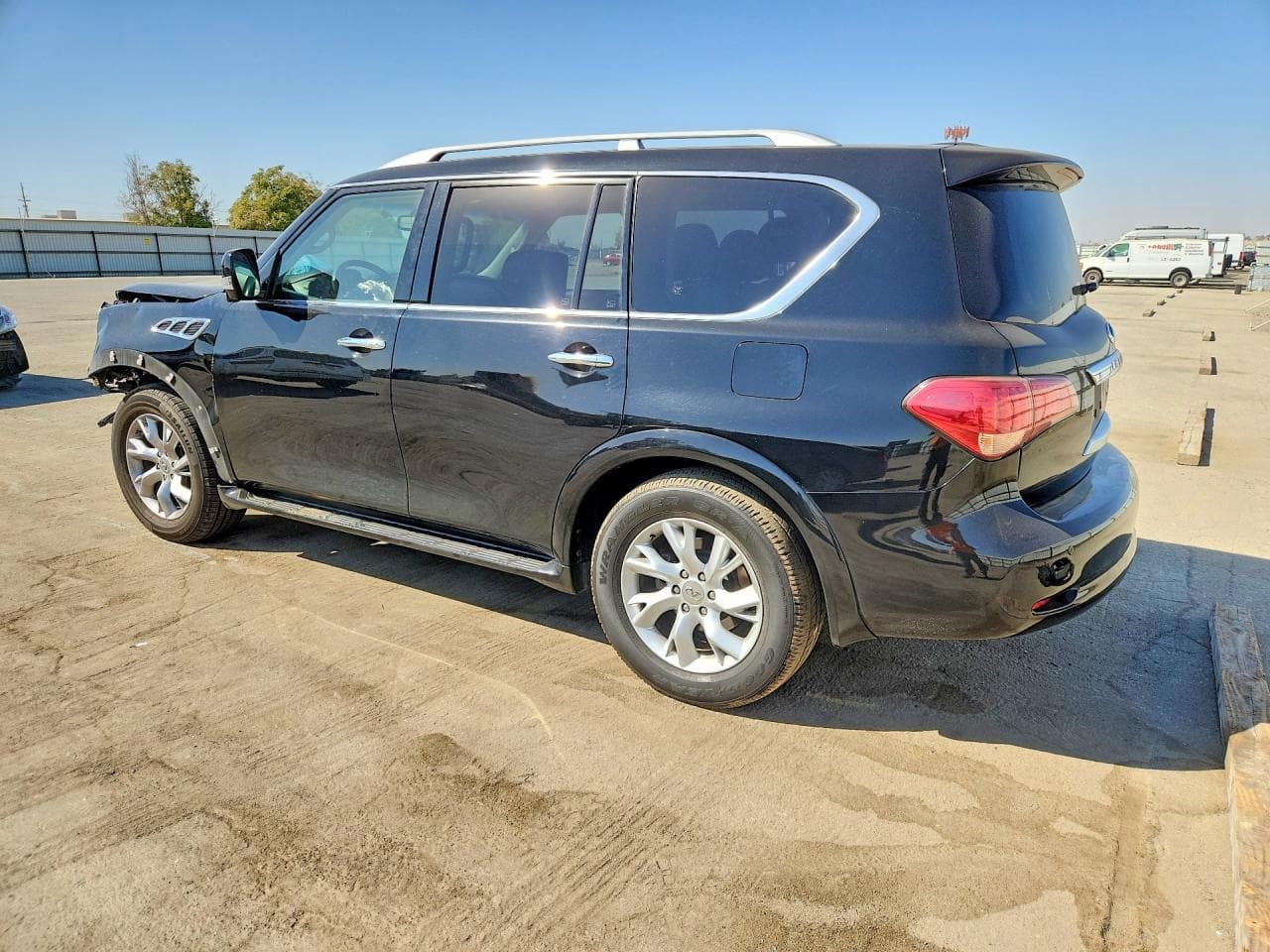 2011 Infiniti Qx56 Base - foto 2