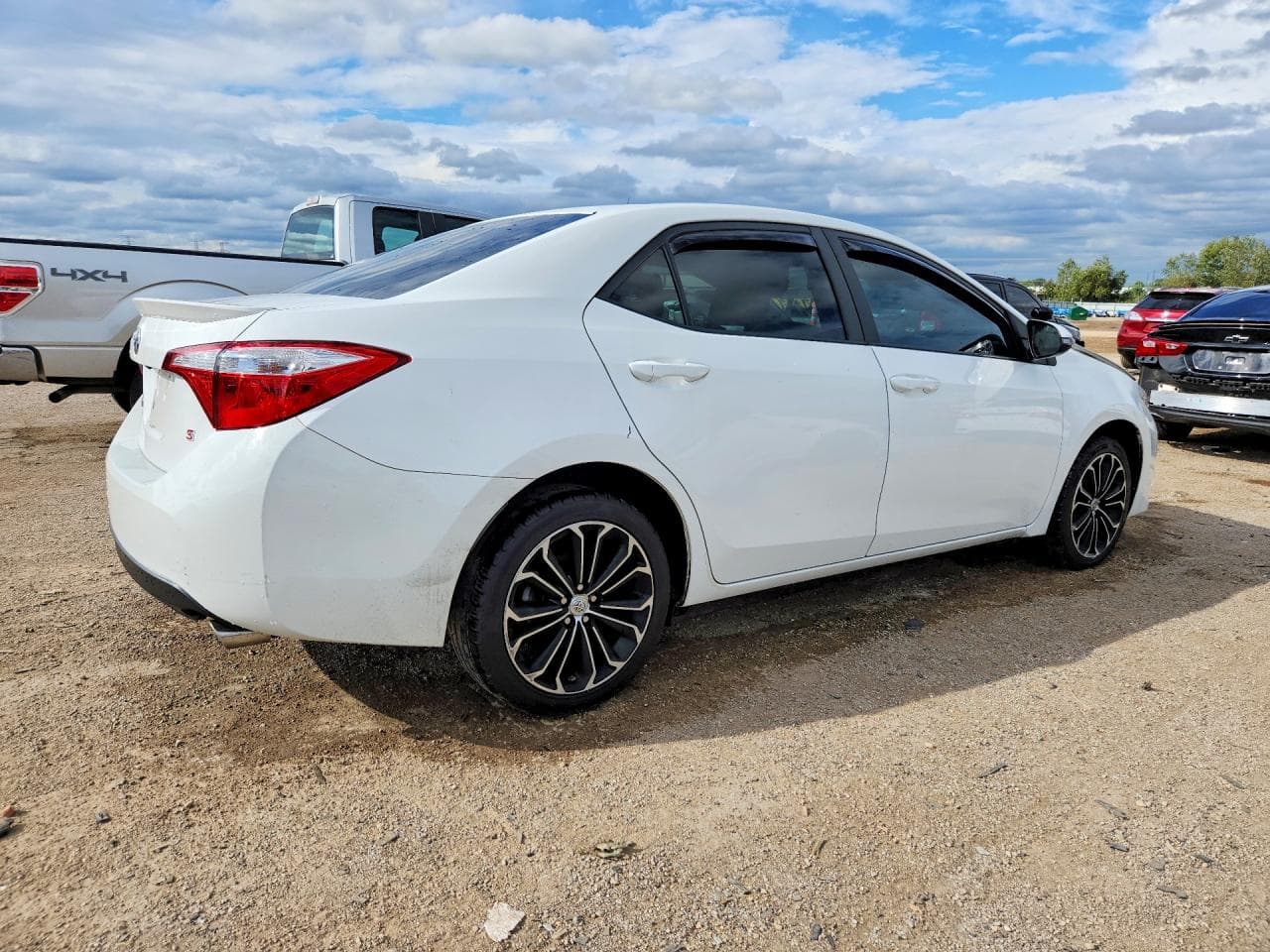2014 Toyota Corolla S Plus - foto 3