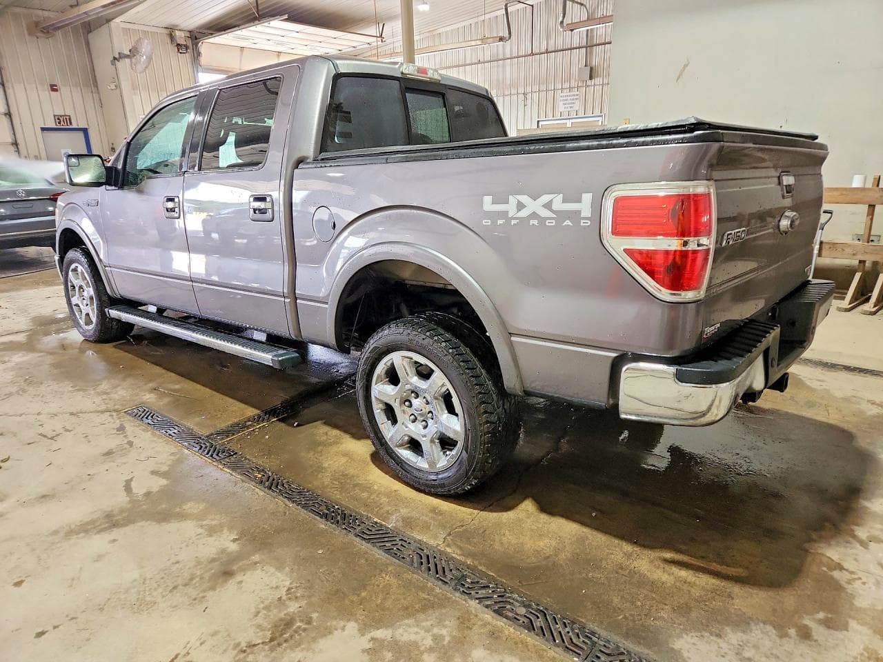 2014 Ford F150 Supercrew - foto 2