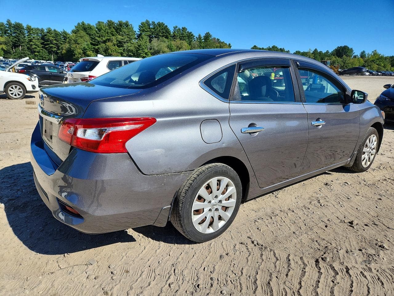 2017 Nissan Sentra S - foto 3