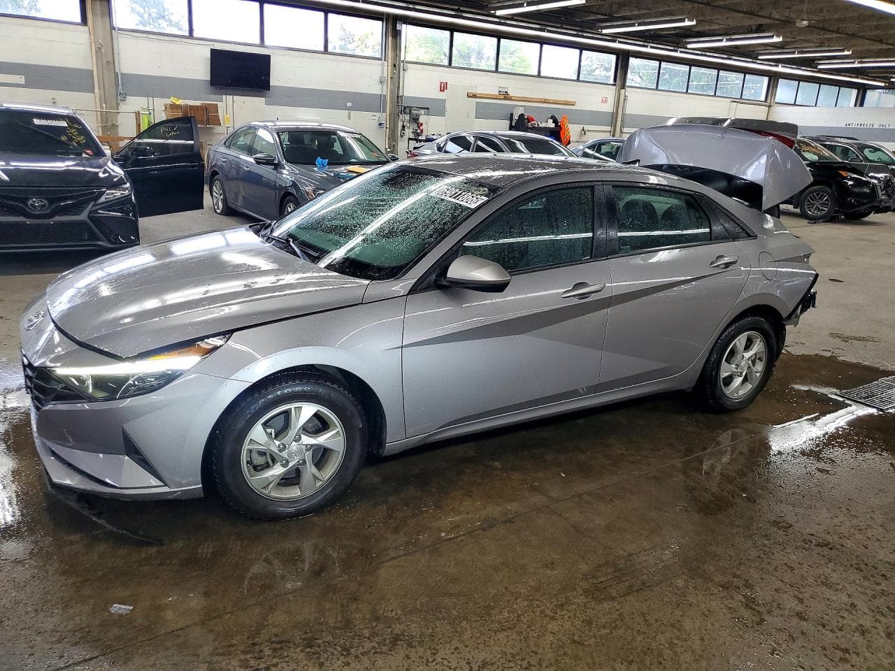 Hyundai Elantra 2023 z USA