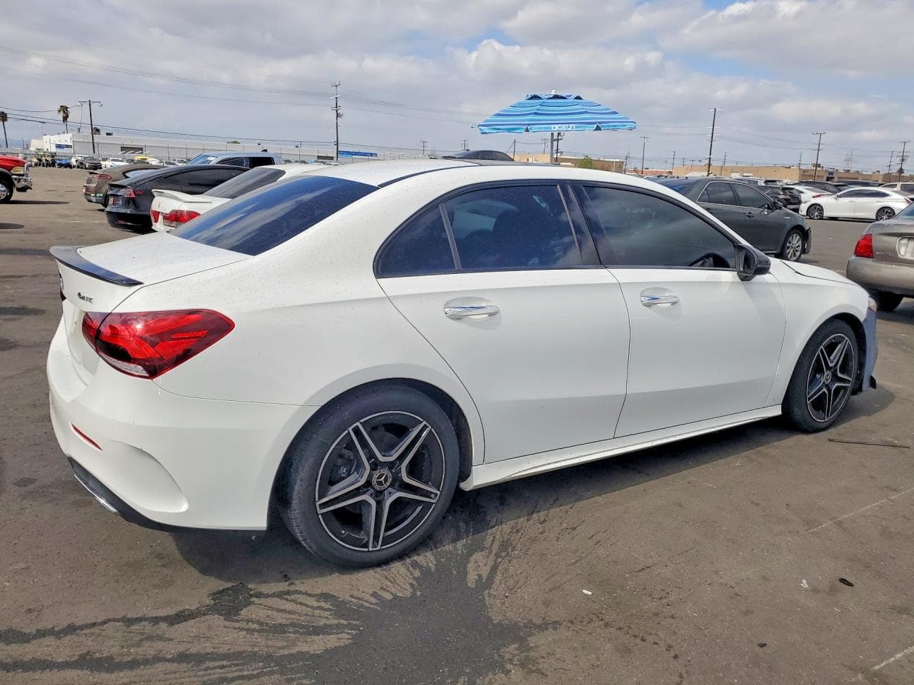 2021 Mercedes-Benz A 220 4Matic - foto 3