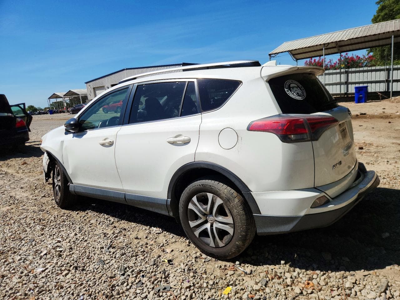 2016 Toyota Rav4 Le - foto 2