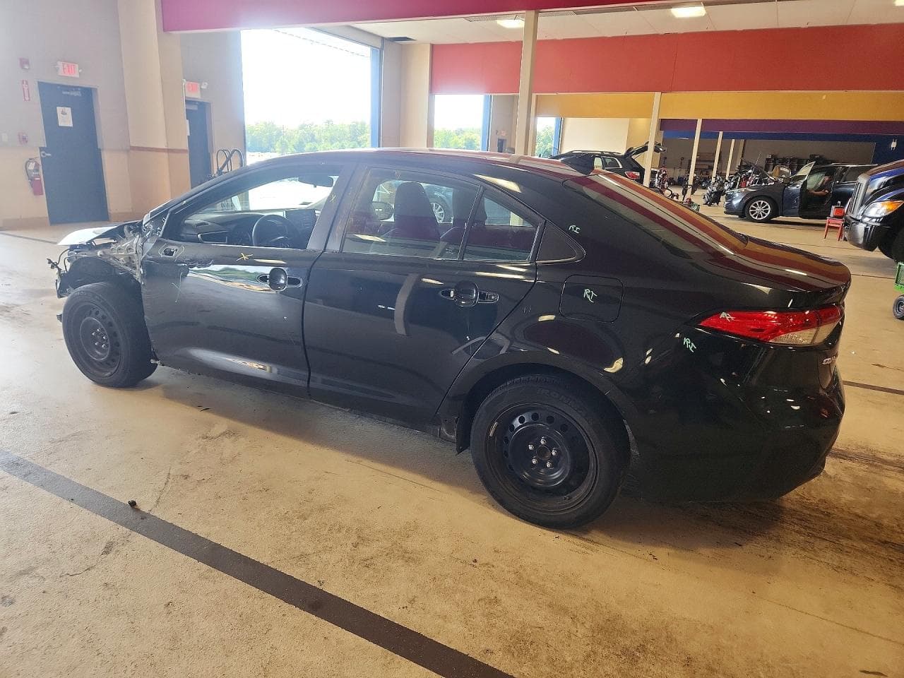 2020 Toyota Corolla Le - foto 2