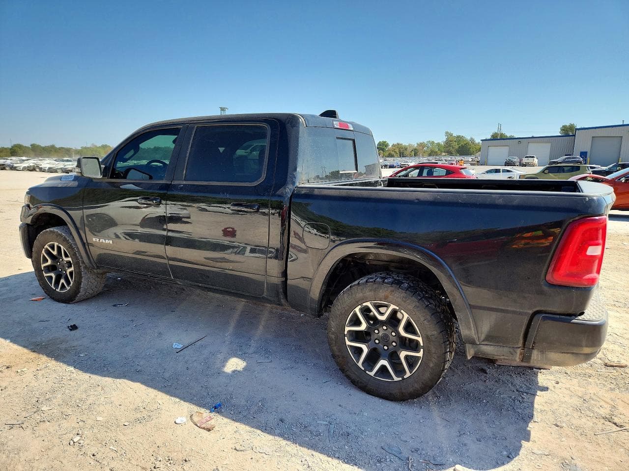 2025 Ram 1500 Laramie - foto 2