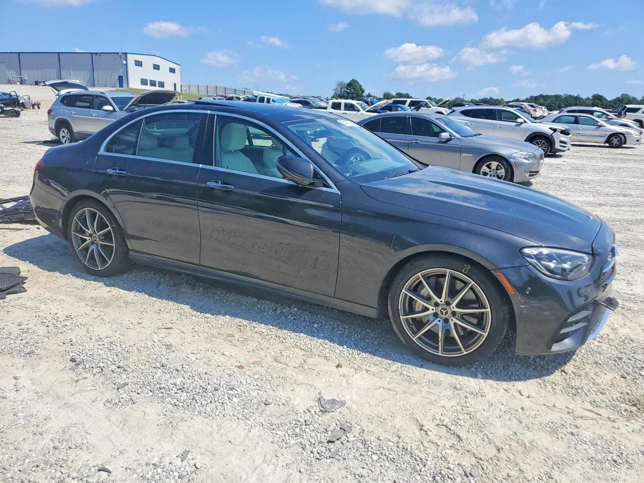 2021 Mercedes-Benz E 350 - foto 4