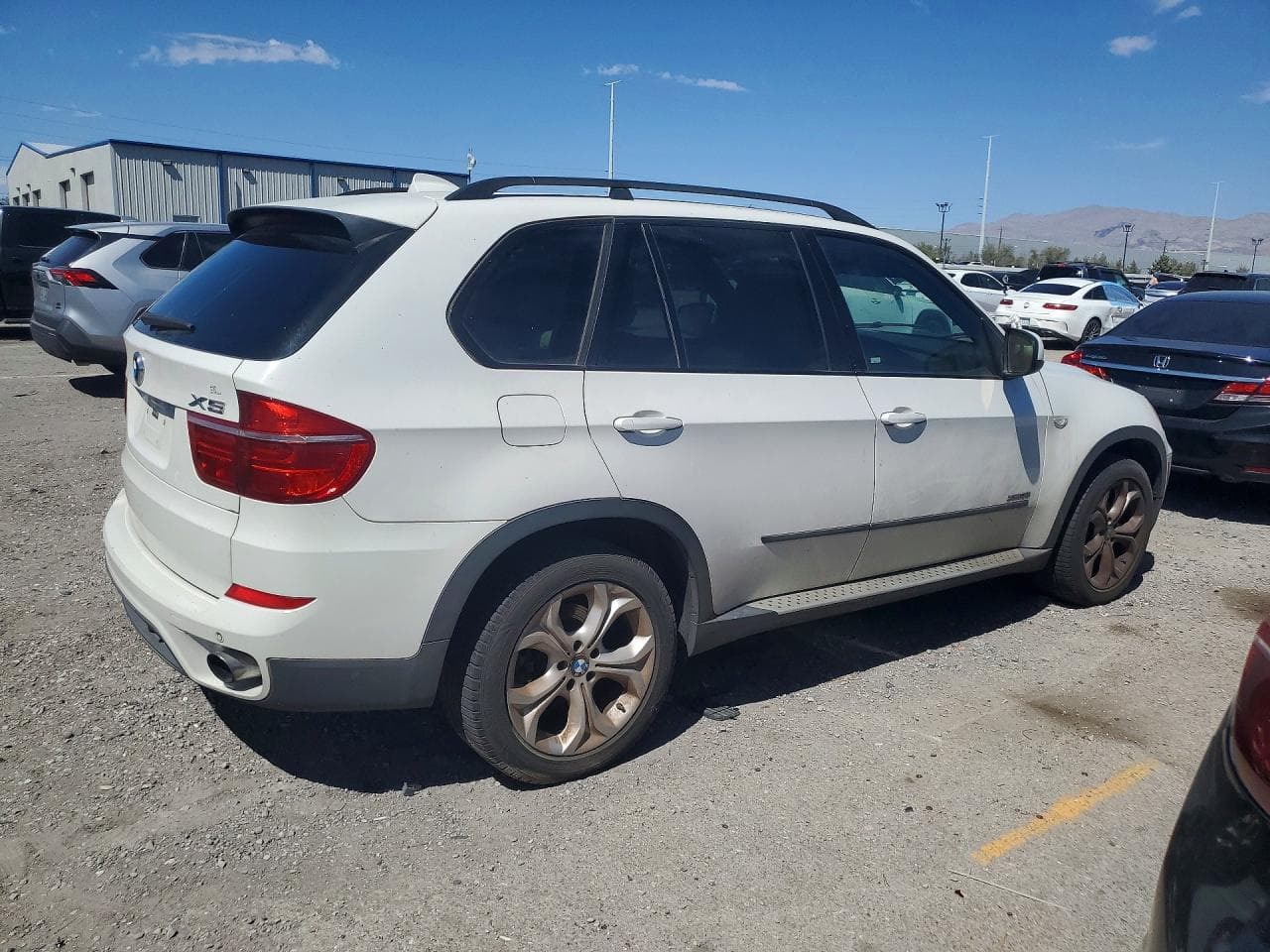 2011 BMW X5 xDrive35I - foto 3