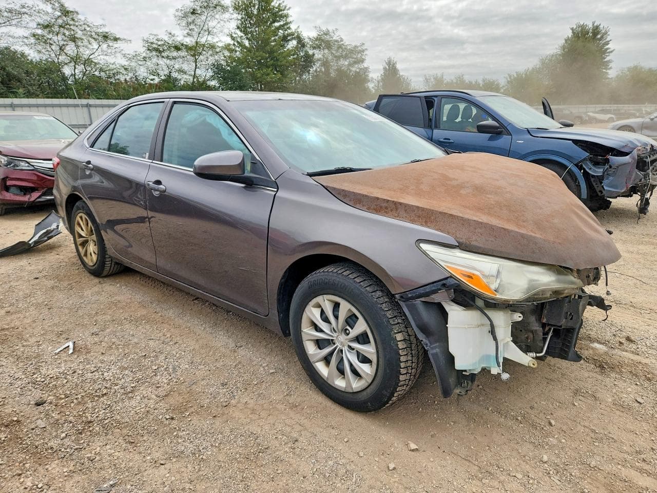 2016 Toyota Camry Le - foto 4