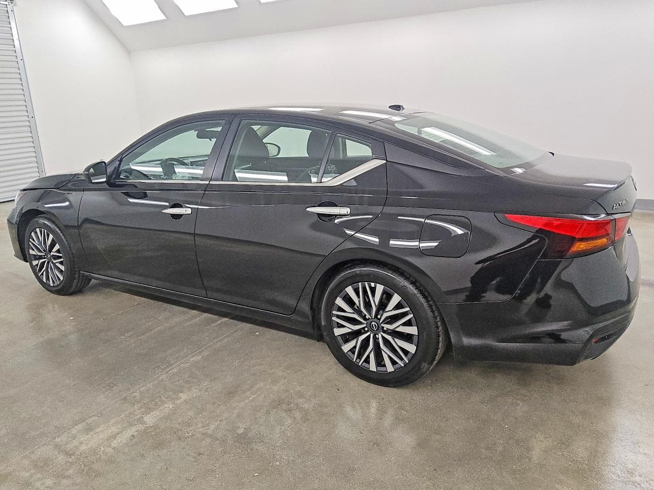 2025 Nissan Altima Sv - foto 2