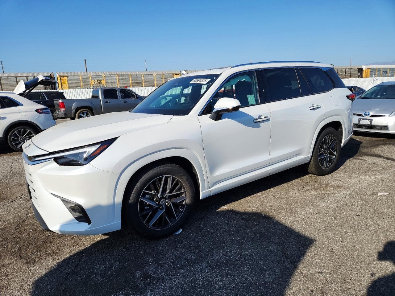 Lexus TX 2026 z USA