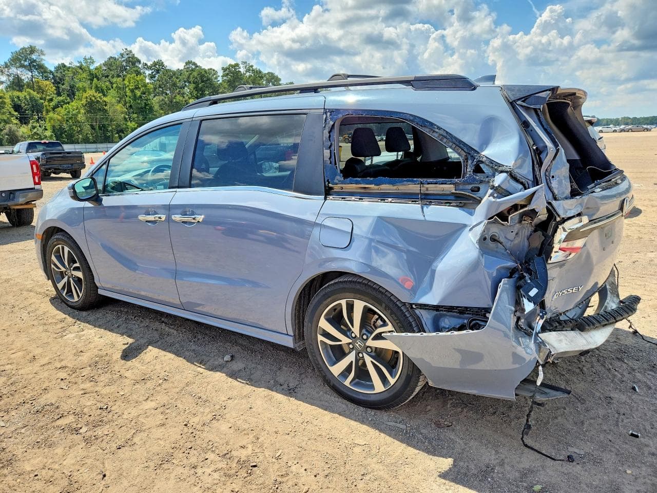 2023 Honda Odyssey Touring - foto 2