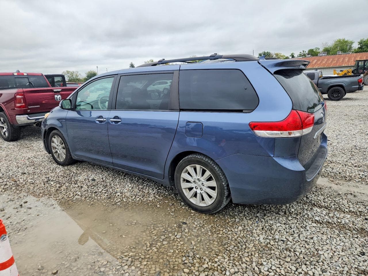 2014 Toyota Sienna Limited 7-Passenger - foto 2