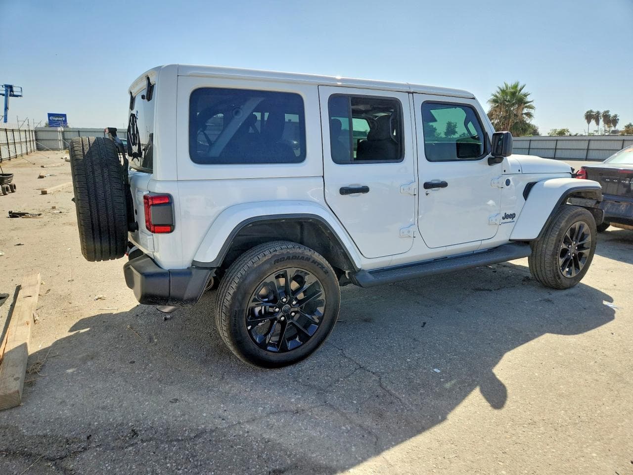2025 Jeep Wrangler Sahara 4Xe - foto 3