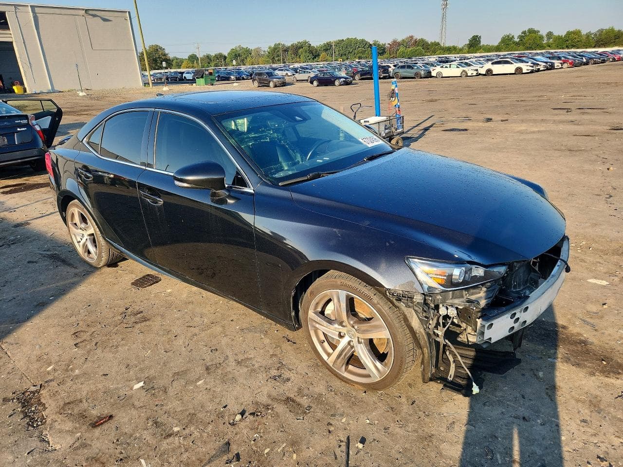 2017 Lexus Is 300 - foto 4