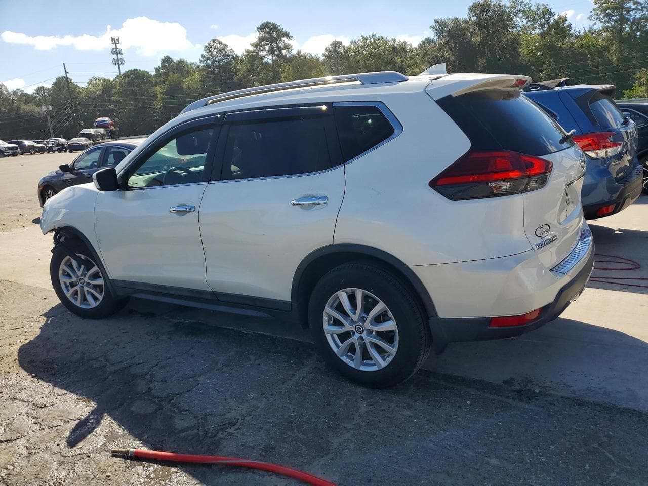 2017 Nissan Rogue Sv - foto 2