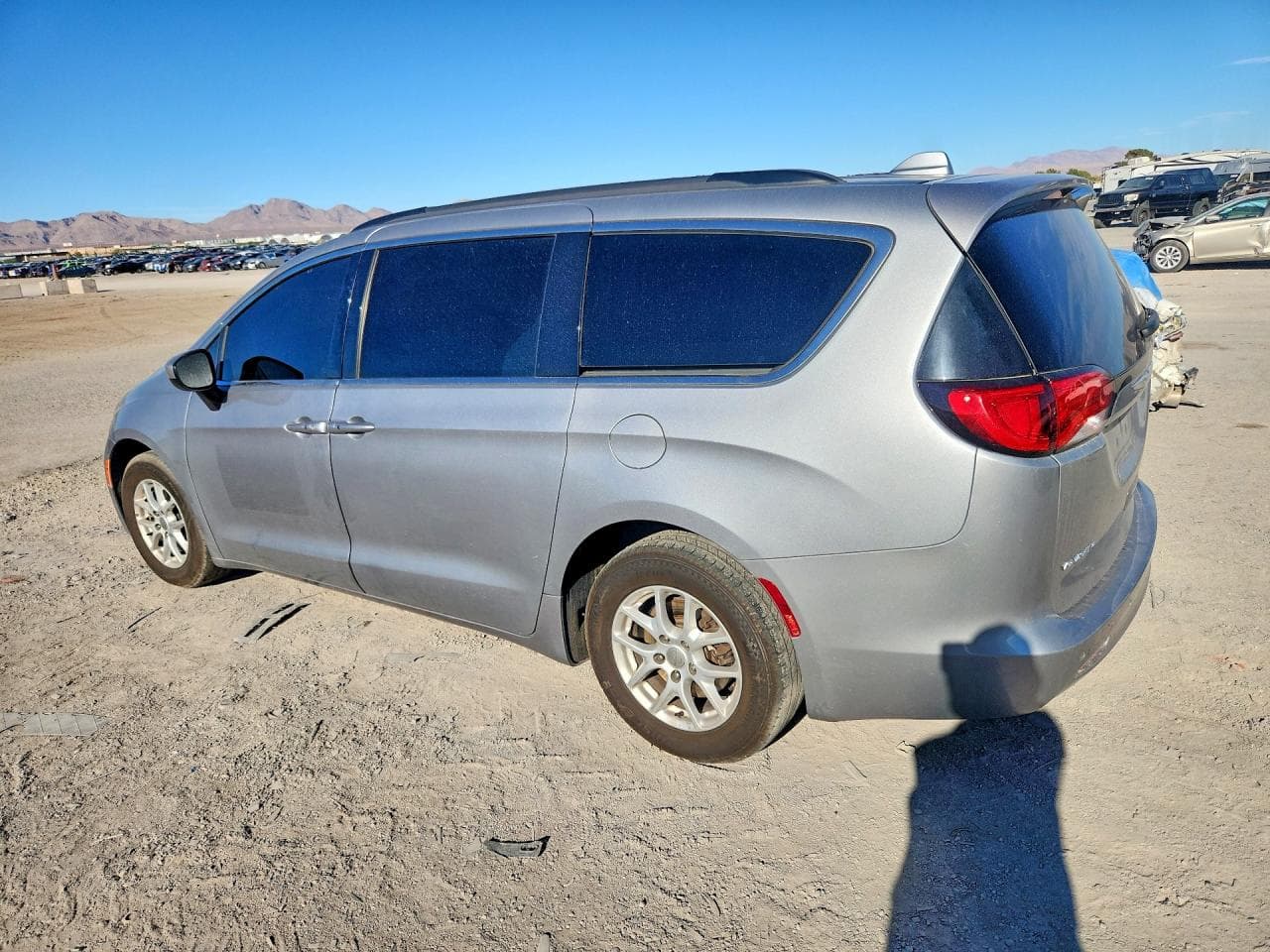 2020 Chrysler Voyager Lxi - foto 2