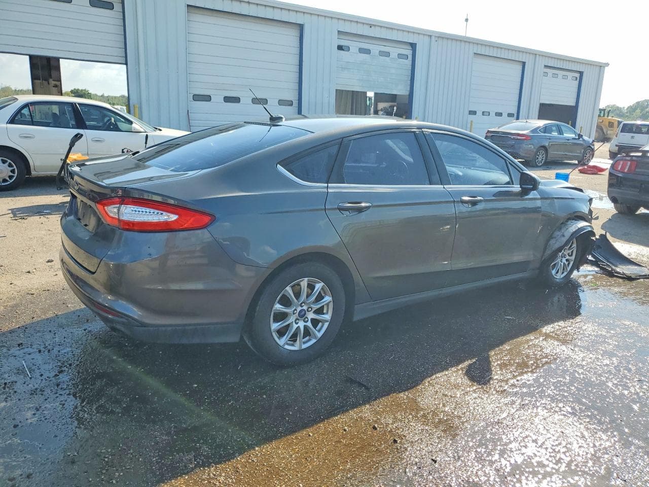 2015 Ford Fusion S - foto 3