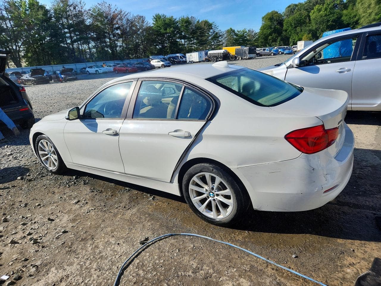 2016 BMW 320 Xi - foto 2