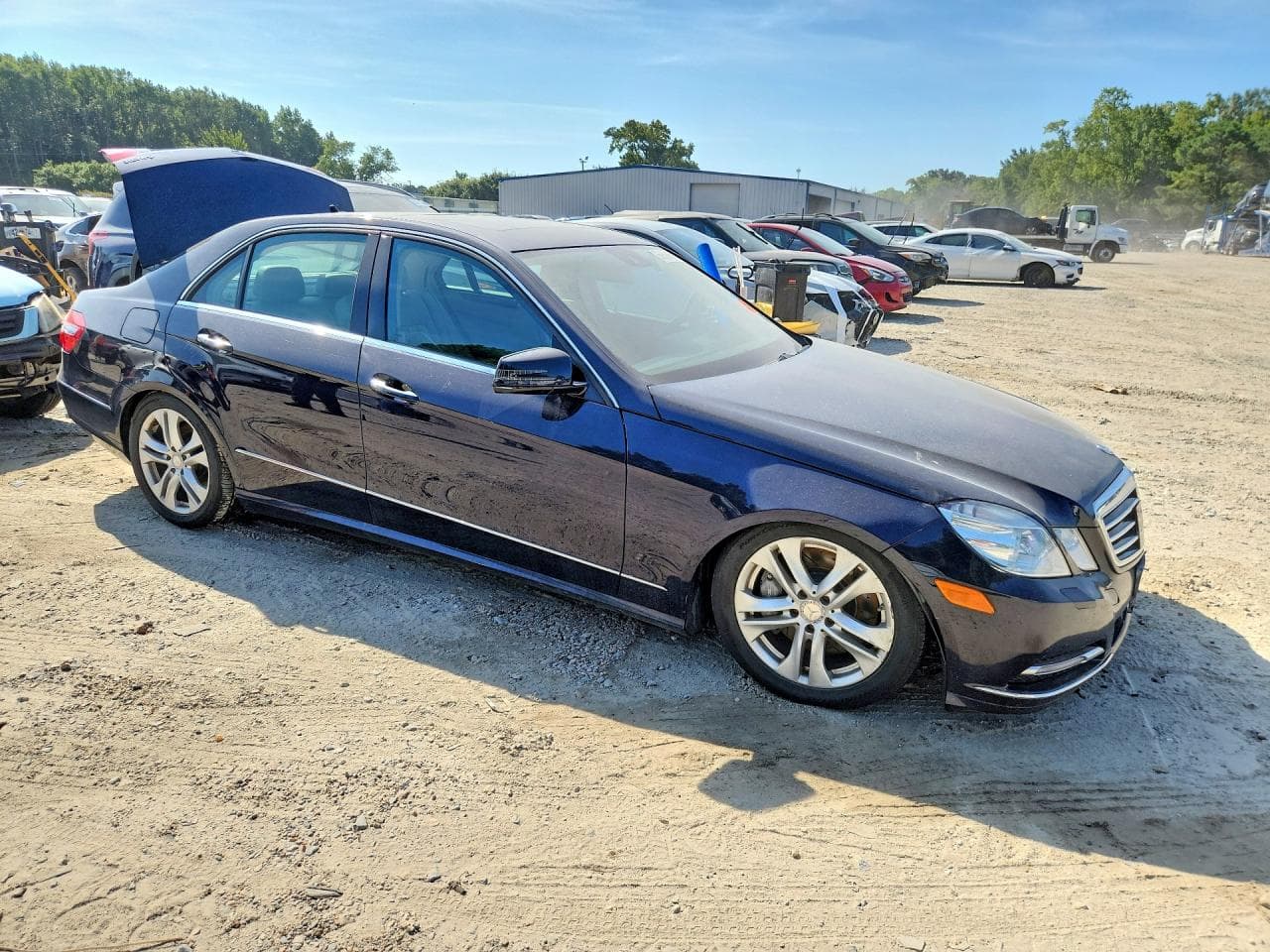 2011 Mercedes-Benz E 550 4Matic - foto 4