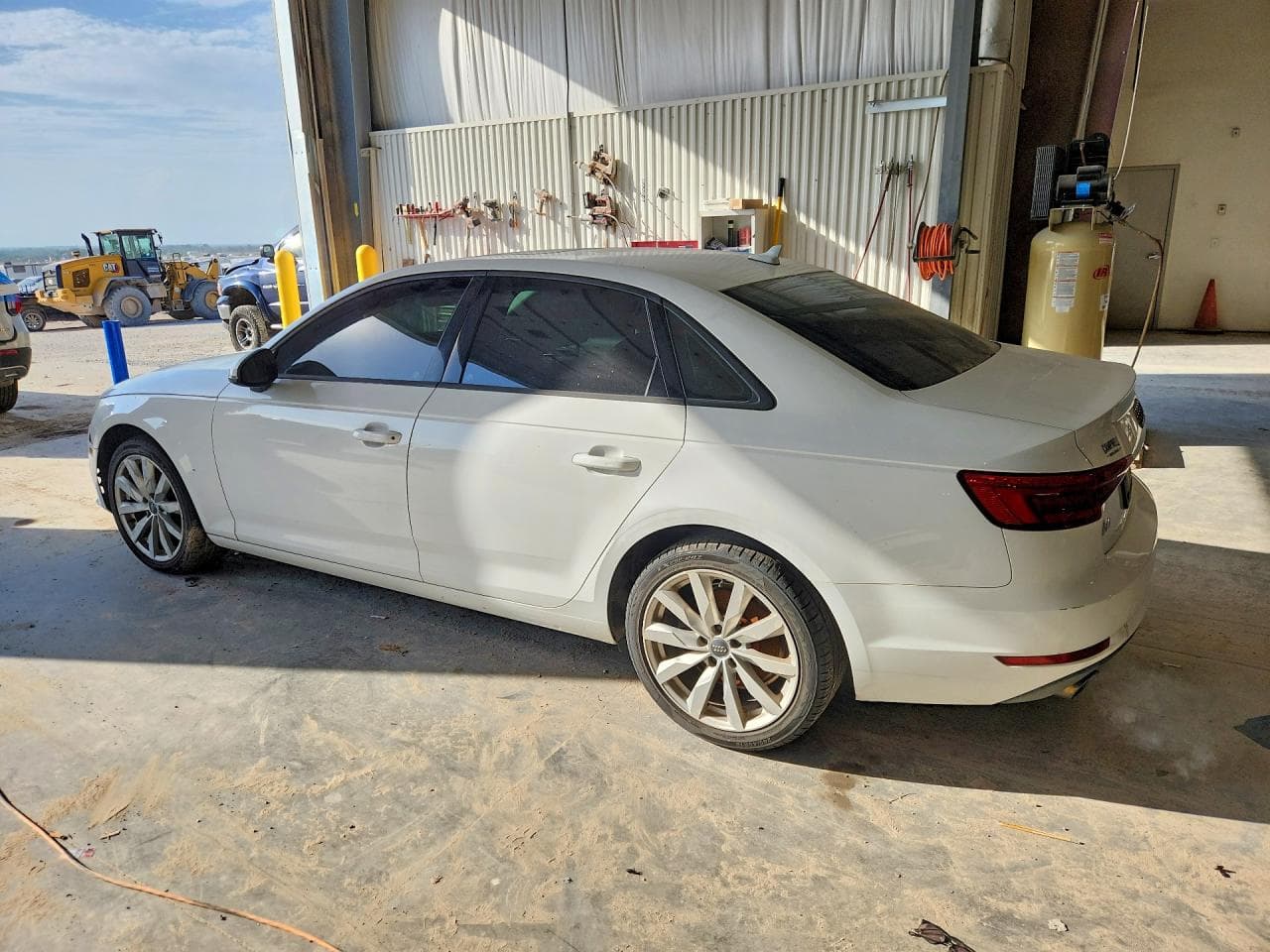 2017 Audi A4 Ultra Premium - foto 2