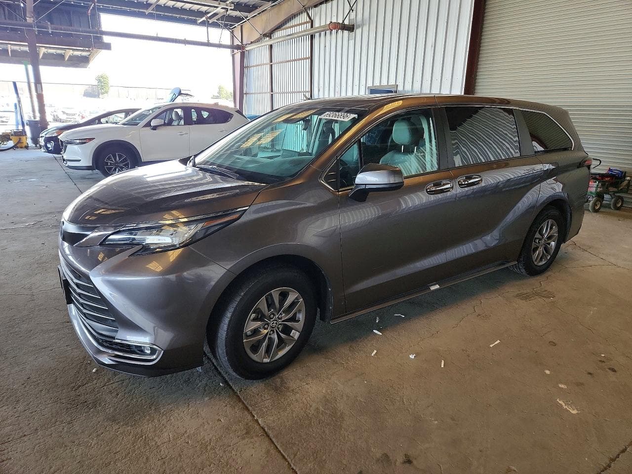 Toyota Sienna 2023 z USA